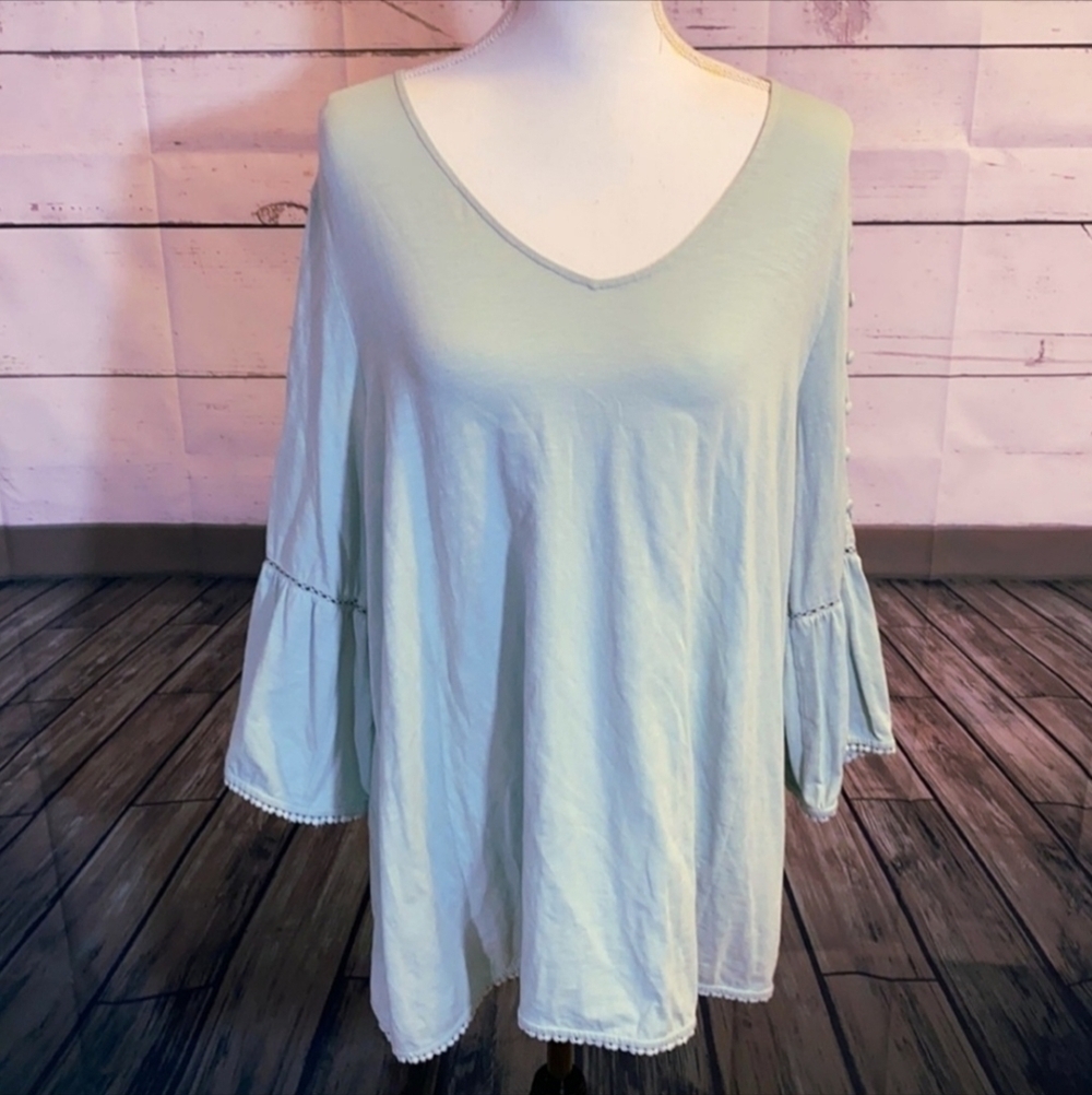 J. Jill Robin's Egg Blue Top Blouse Ruffle Bell Button Sleeve Women's Large EUC